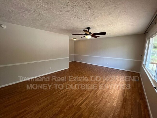 Photo - 1905 McPherson Ave