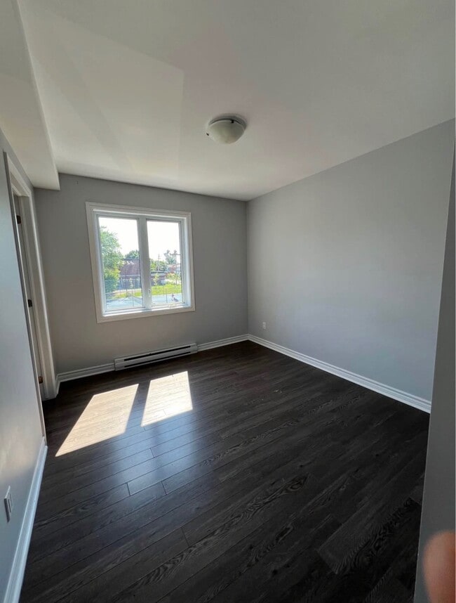 Photo - 1 Rue Fortier Unit B
