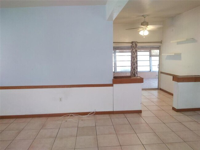 Photo - 5160 102nd Way N