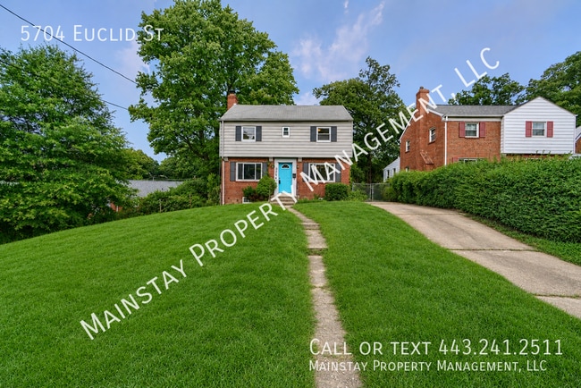 Photo - 5704 Euclid St