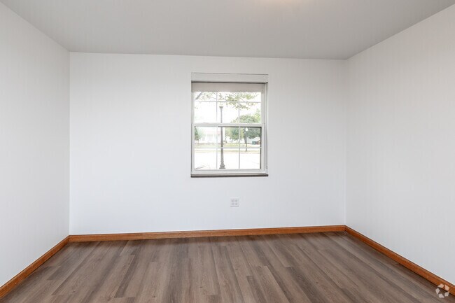 2BR, 2BA - First Bedroom - Nemitz Hall