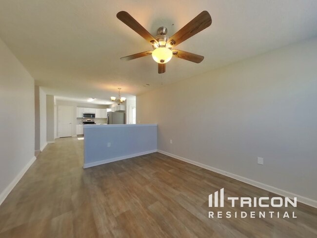 Photo - 1809 Daniel Ct