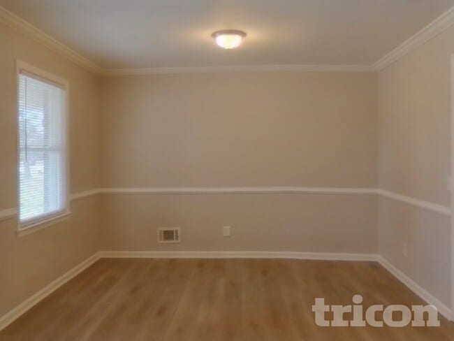 Photo - 3959 Notre Dame Pass