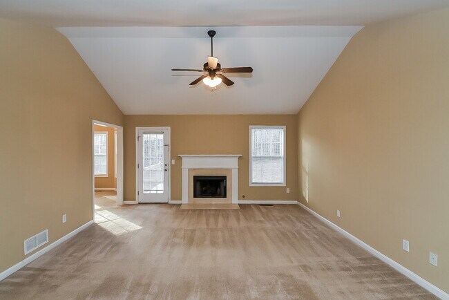 Photo - 159 Mary Dean Ln