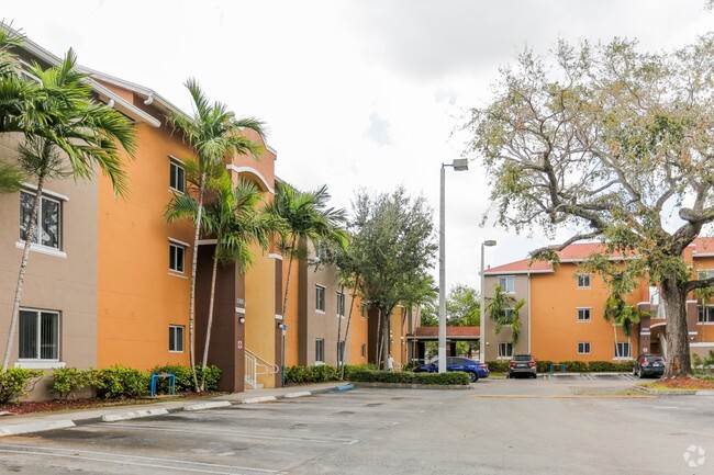 Photo - Allapattah Gardens