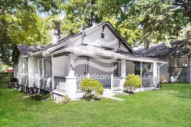 Photo - 306 E Guilford St