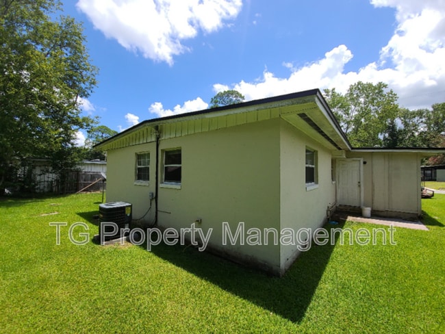 Photo - 6947 Clovis Rd