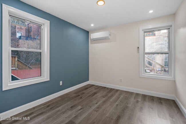 Photo - 42 Spring St Apartment Unit 1st FL
