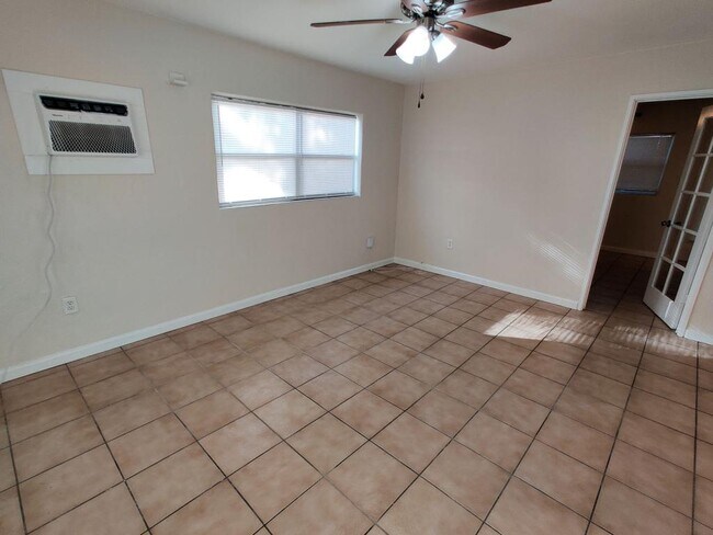 Photo - 2617 Marble Ave