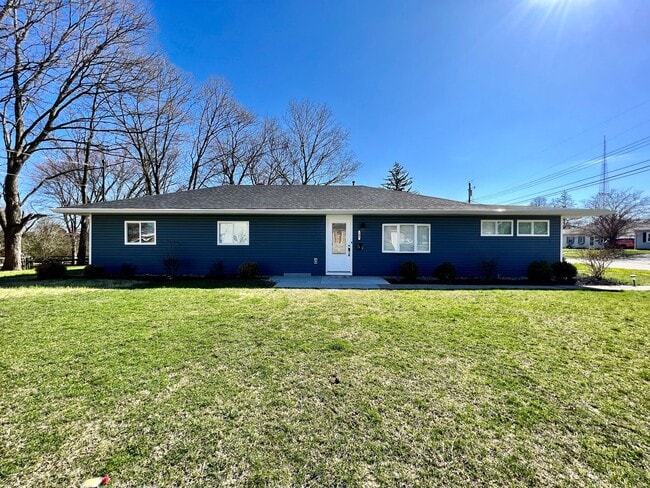 Photo - Quaint 4 Bedroom furnished Ranch Home in Mason Ohio