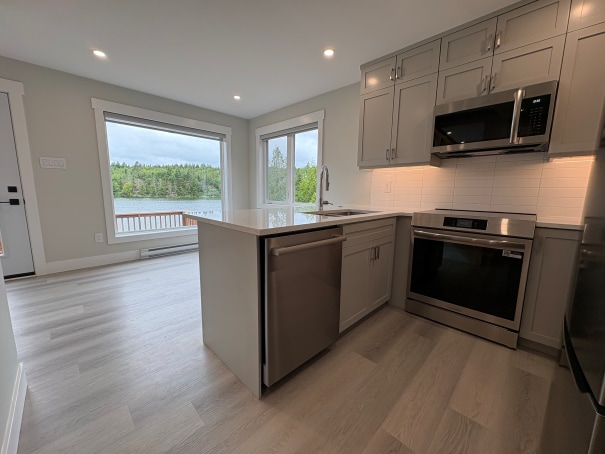 Building Photo - 100 Leafy Vale Ln