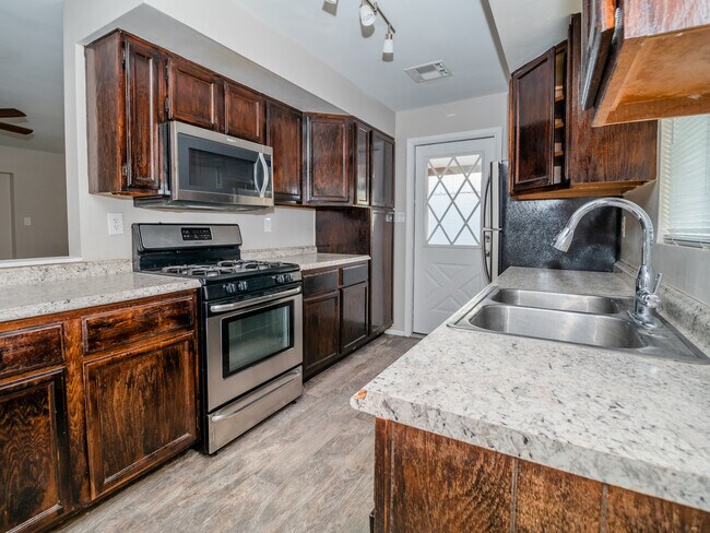 Photo - 7014 E Holly St