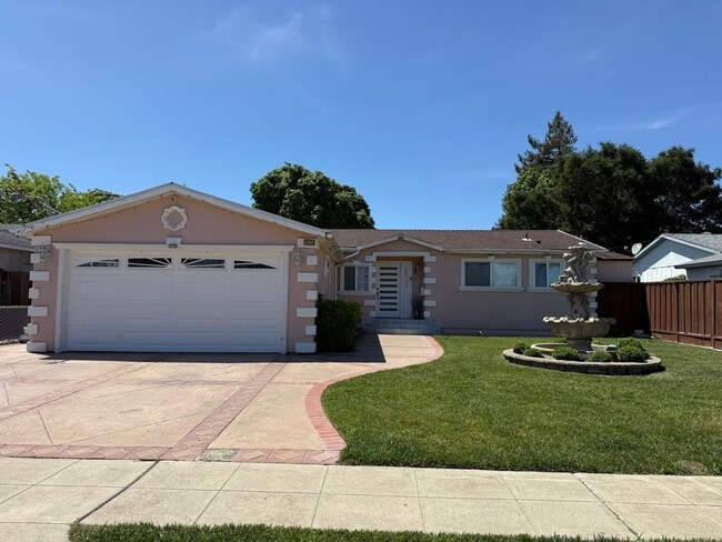 Building Photo - 35777 Orleans Dr