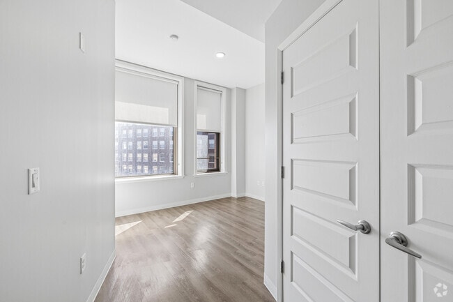 2BR, 2BA - 1,461SF - Bedroom