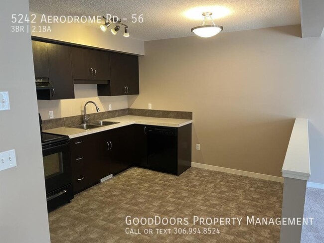 Photo - 5242 Aerodrome Rd