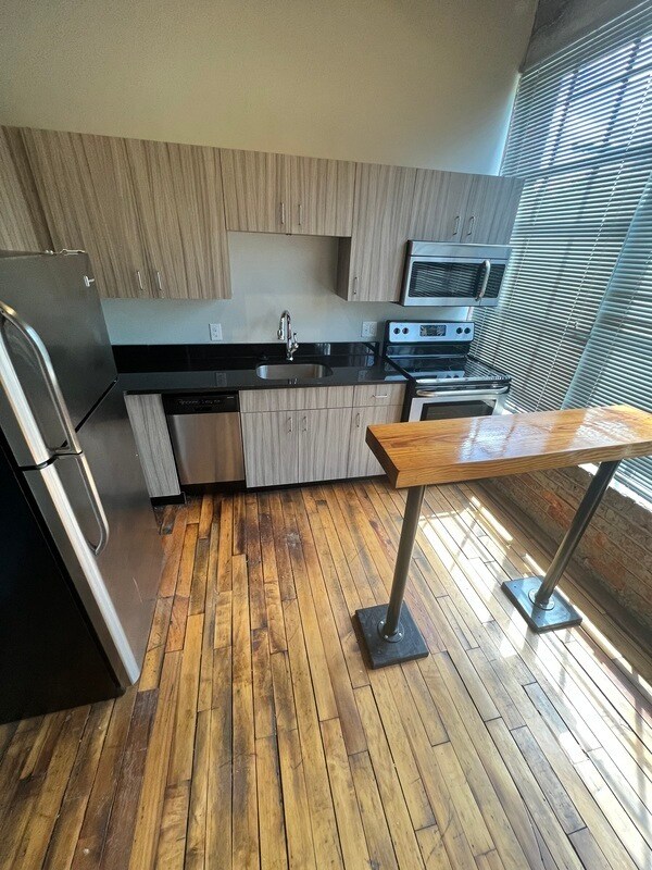 Photo - 123 Pine St Unidad 4