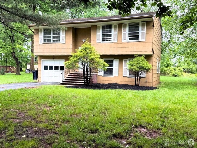 Building Photo - 5 Pelmont Pl Rental