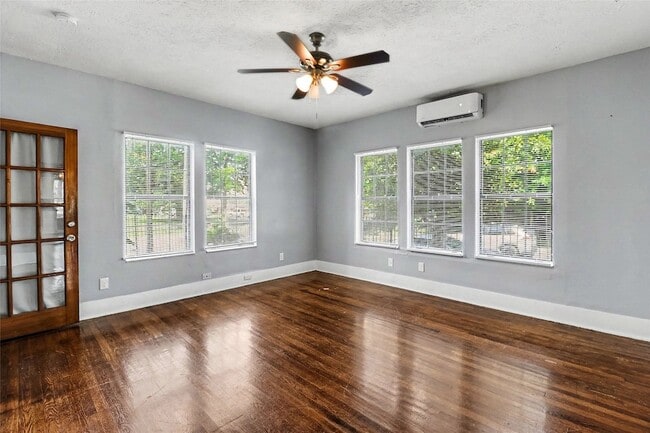 5121 Polk St Unidad 1