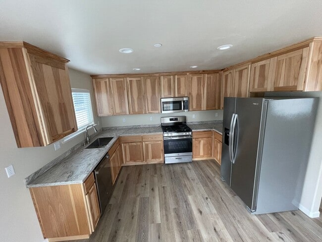 Photo - 1122 Chelsea Wy