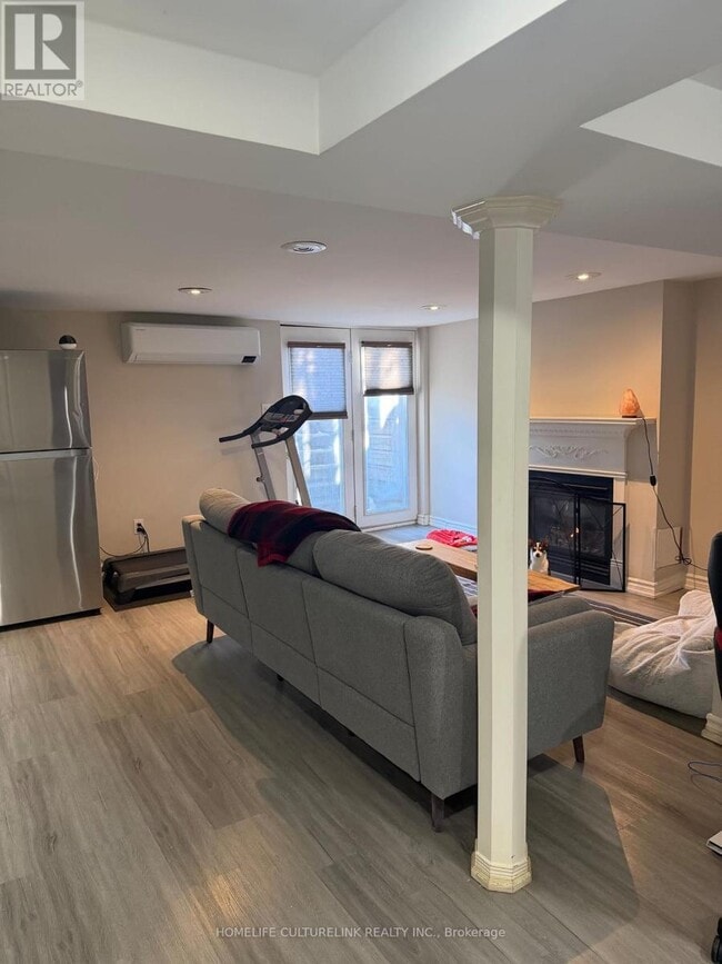 Photo - 111 Glen Albert Dr