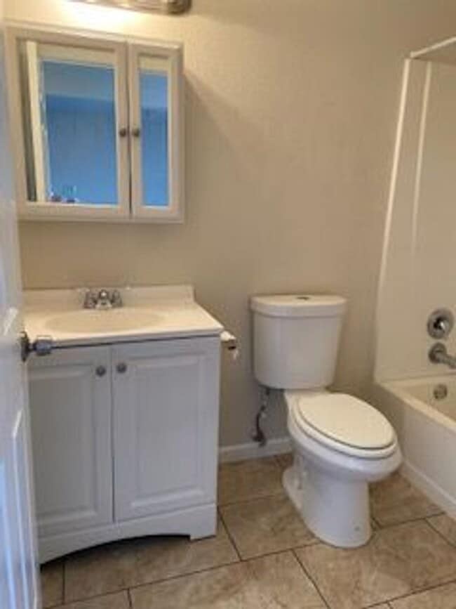Photo - Midtown - Convenient Duplex - Move in Ready!