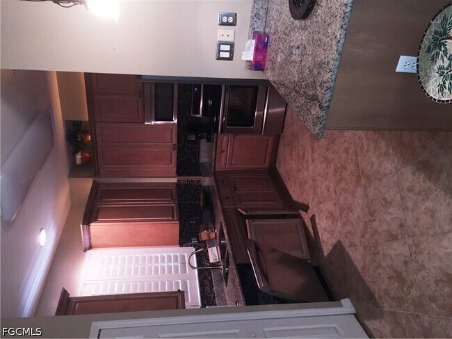 Photo - 16550 Goldenrod Ln Unidad 103