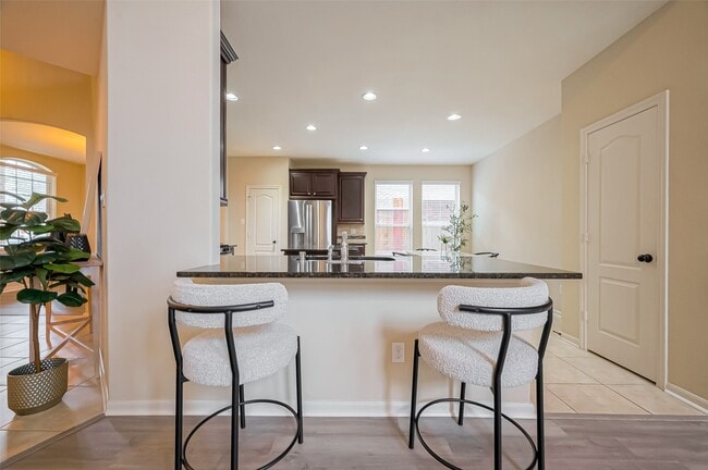 Building Photo - 19330 N Cottonwood Green Ln