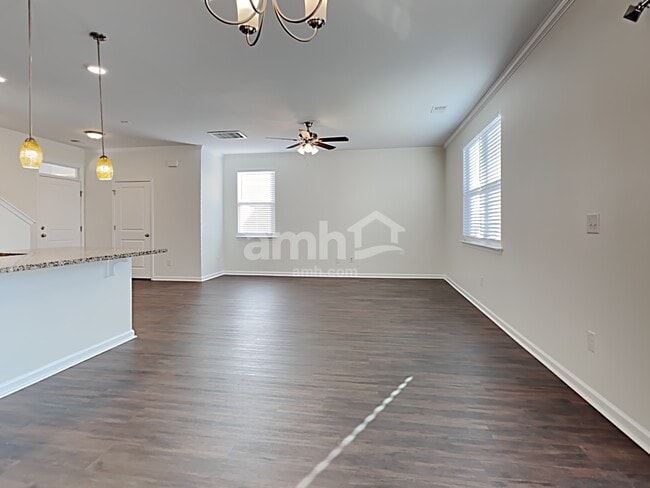 Photo - 509 Wayton Cir