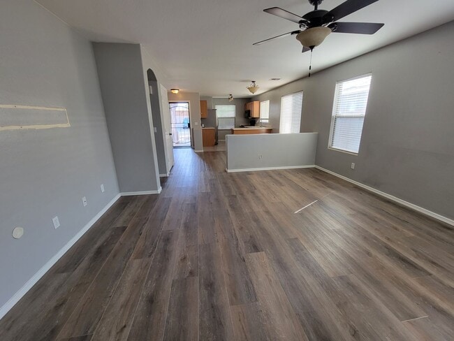 Photo - 14862 W Aster Dr