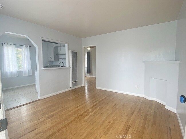 Photo - 1972 St Louis Ave Condo
