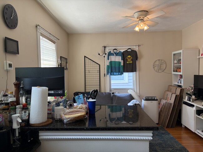 Photo - 315 Elm St Unit 3