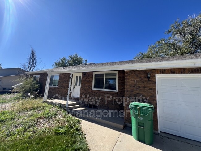 Photo - 629 Graefe Ave