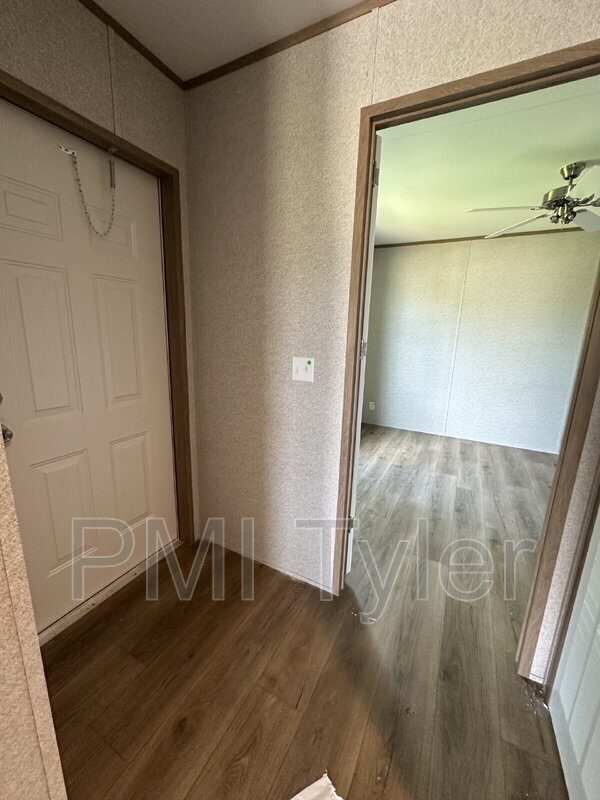 Photo - 127 Loblolly Ln