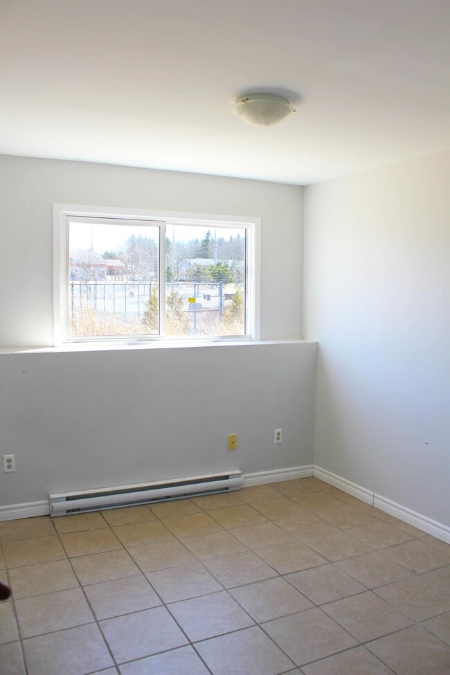 Photo - 6 Kingsview Ct Unit 2