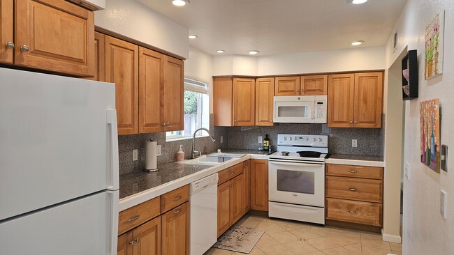 196 Normandy Dr