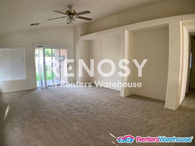 Ideal 3 Br 2 Ba 2 Cg Home Near Loop 303 & Greenway in Surprise!