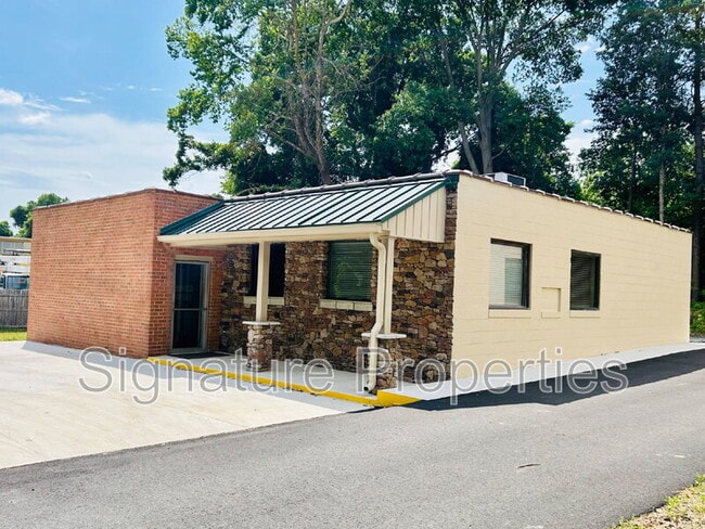 Photo - 1821 Seymour Dr
