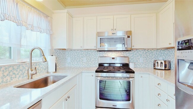 Photo - 3 Parcher Ave