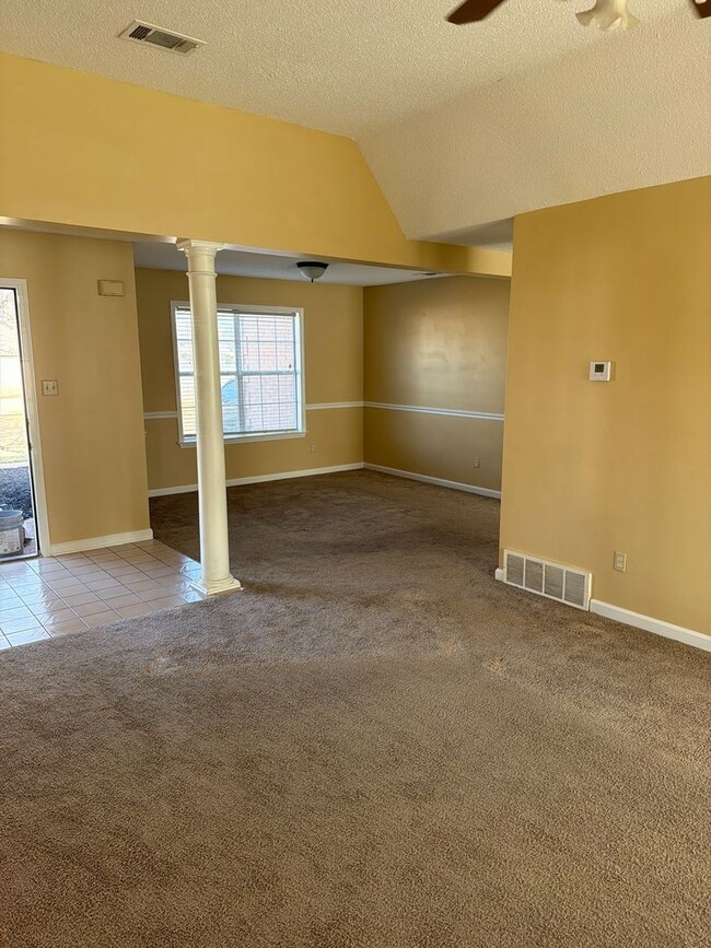 Photo - 4 Success Realty now offering this beautiful 3 bedrooms 2.5 bath