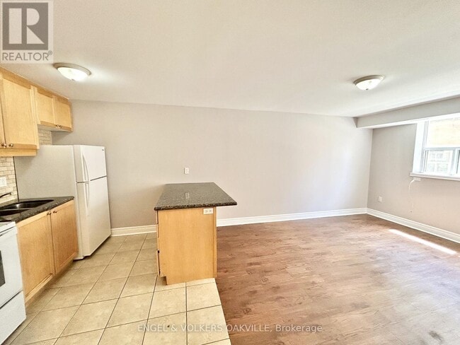 Photo - 100 Twenty Fifth St Unit 14