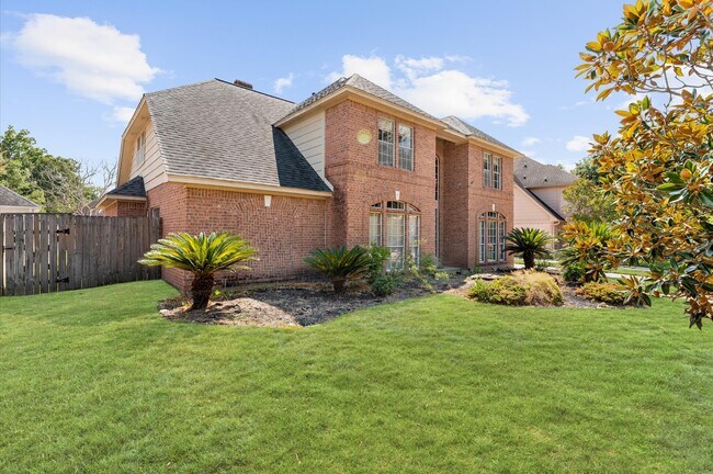 Photo - 4414 Riverside Oaks Dr