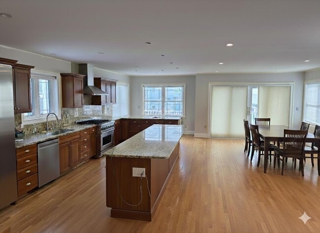 112 Ocean Dr