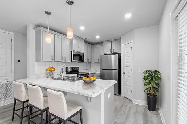 Photo - 2886 N 14th Ave