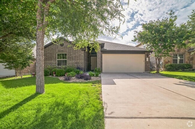 Building Photo - 1301 Daylily Loop Rental