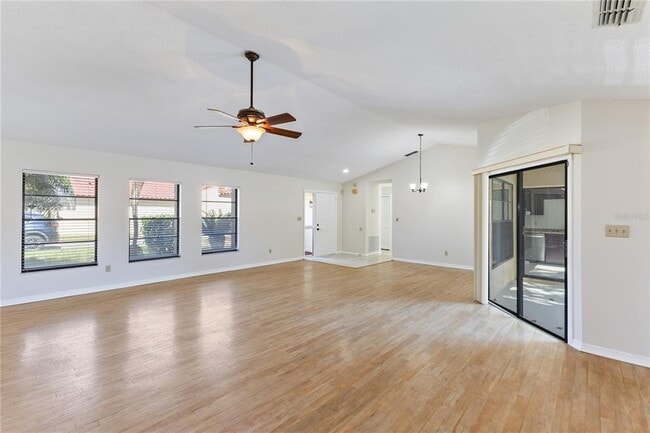 Photo - 8030 Madeira Ct