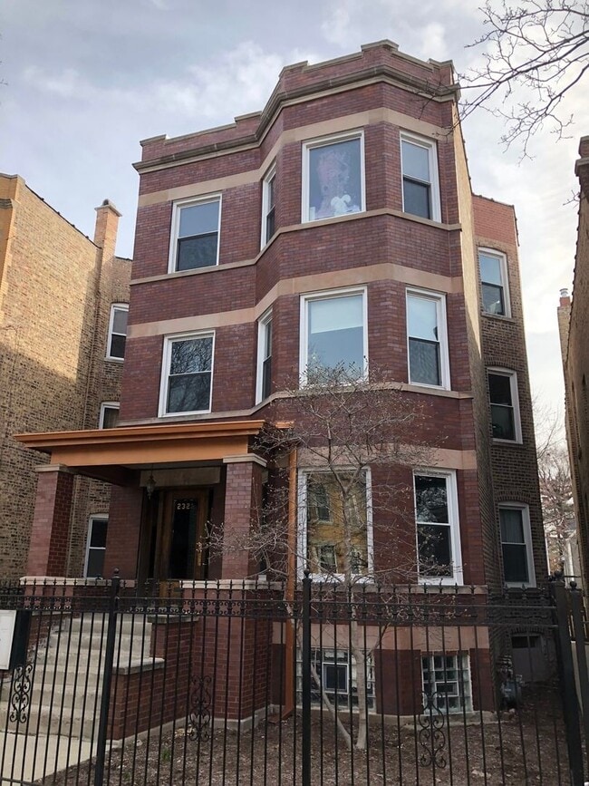Photo - 2323 N Hamlin Ave Apartment Unit 1