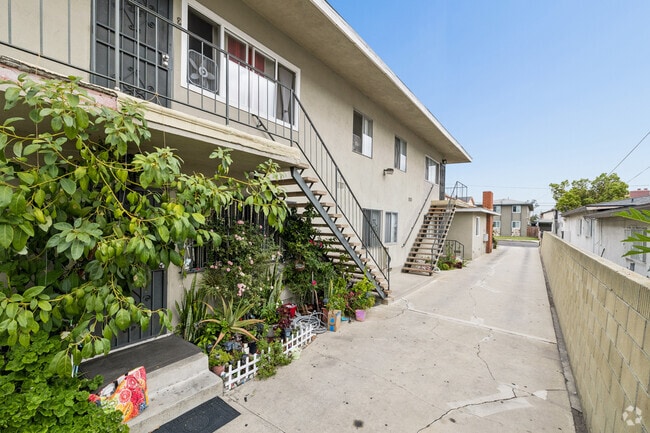 4028 W. 137th Street