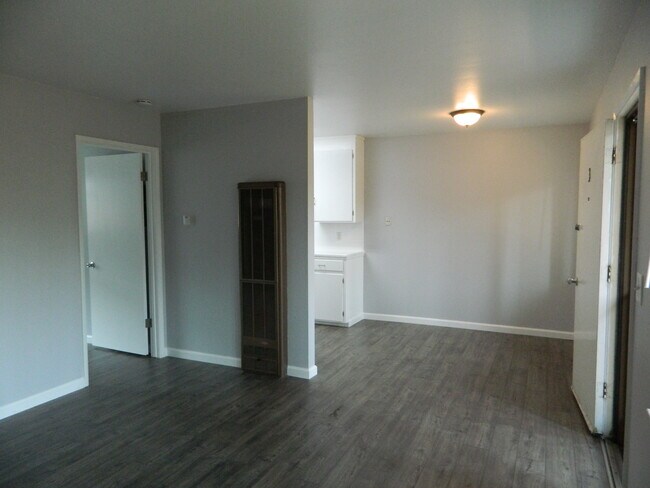 Photo - 43 Lester Ave