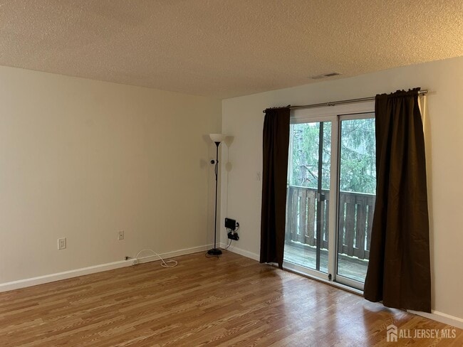 Photo - 5317 Ravens Crest Dr