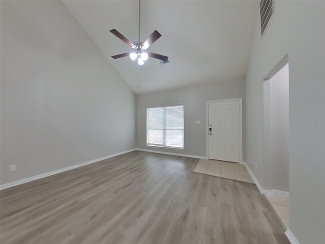 Photo - 21214 Peachvine Ln